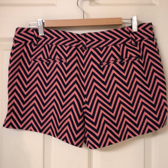 Loft Riviera Shorts - Picture 3 of 3